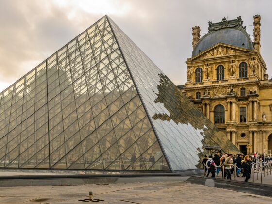 The Ultimate Paris Travel Guide